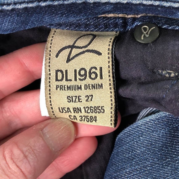 DL1961 Cindy slim bootcut denim - Picture 3 of 6